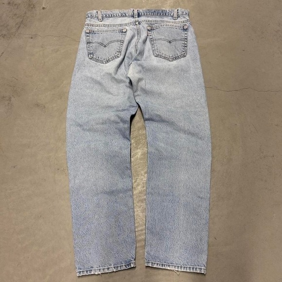 Vintage 80s Levi's 505 made in USA light wash jeans - Picture 5 of 7